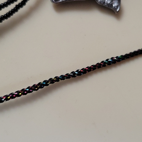 2-Southwest Indian handmade with seed beads Necklaces never worn - Picture 3 of 8